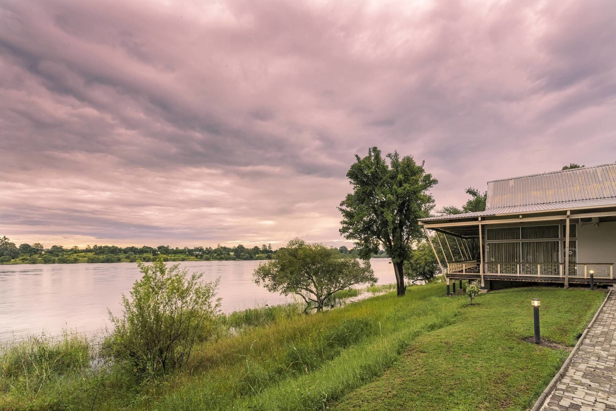 Protea Hotel By Marriott Zambezi River Lodge Katima Mulilo Exterior foto